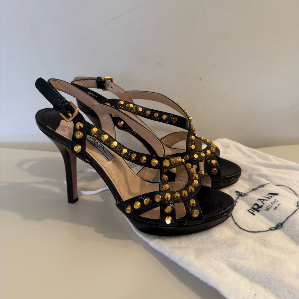 Authentic Prada Elegant Black and Gold Studded Women's
Platform Heels size 36 - Picture 3 of 4